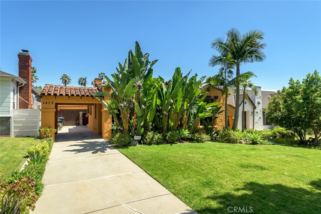 1428 Thompson