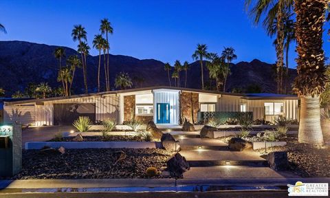 Photo of 823 N Topaz Circle, Palm Springs, CA 92262 (MLS # 25606465PS)