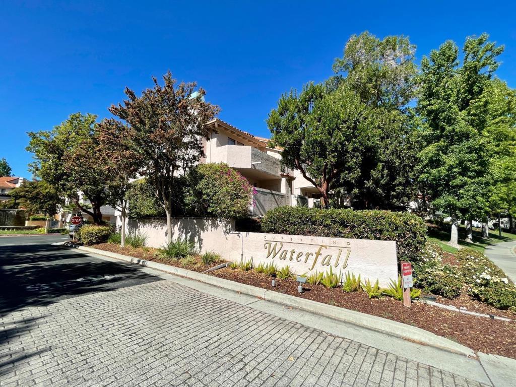 Move Right In! This wonderful Single level, private, end unit 2 bed, 2 bath, 1,154 square foot home located in Cupertino would be ideal for you and your family. This beautiful home was built in 1986 and remodeled in 2018. Enjoy the top schools associated with this fabulous home: C. B. EATON ELEMENTARY SCHOOL, SAM H. LAWSON MIDDLE SCHOOL, CUPERTINO HIGH SCHOOL. The hardwood flooring adds to the refined beauty of this home. Gather with family and friends around the cozy fireplace. The closet organizer helps keep your room clean and tidy with a minimum of effort. The homes eat-in kitchen is the perfect place to gather for a meal. This home features indoor laundry for maximum convenience. The stainless steel appliances in the kitchen provide a refined touch. Take a break and go for a refreshing dip in the beautiful pool. Close to everything you could need - Library, Restaurants, Parks, Major Tech Companies, De Anza College....easy access to De Anza Blvd, Stevens Creek, Hwy 85 and 280. Large 2 car tandem garage with nice sized storage area in back.