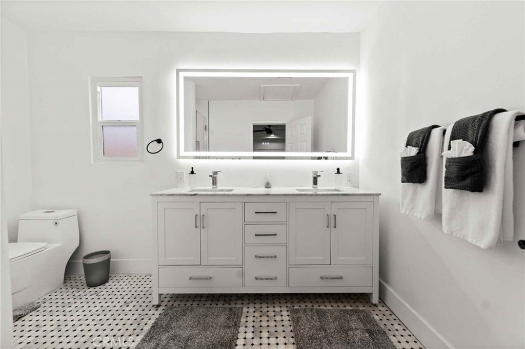 Palm Springs View Estates (33476) - Residential Lease