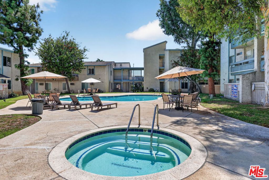 21801 Roscoe Boulevard 206