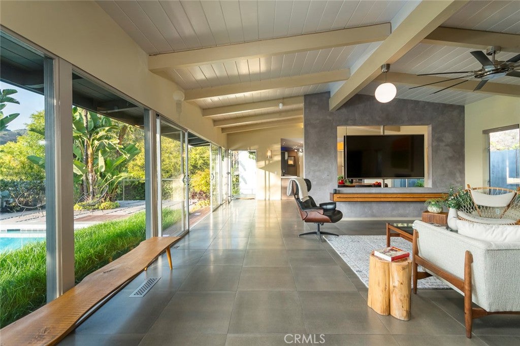 2770 Mira Vista Drive, Glendale CA 91208