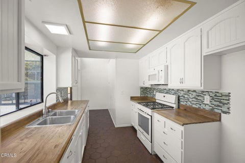 Tiny photo for 1440 Helm Drive, Oxnard, CA 93035 (MLS # V1-39270)