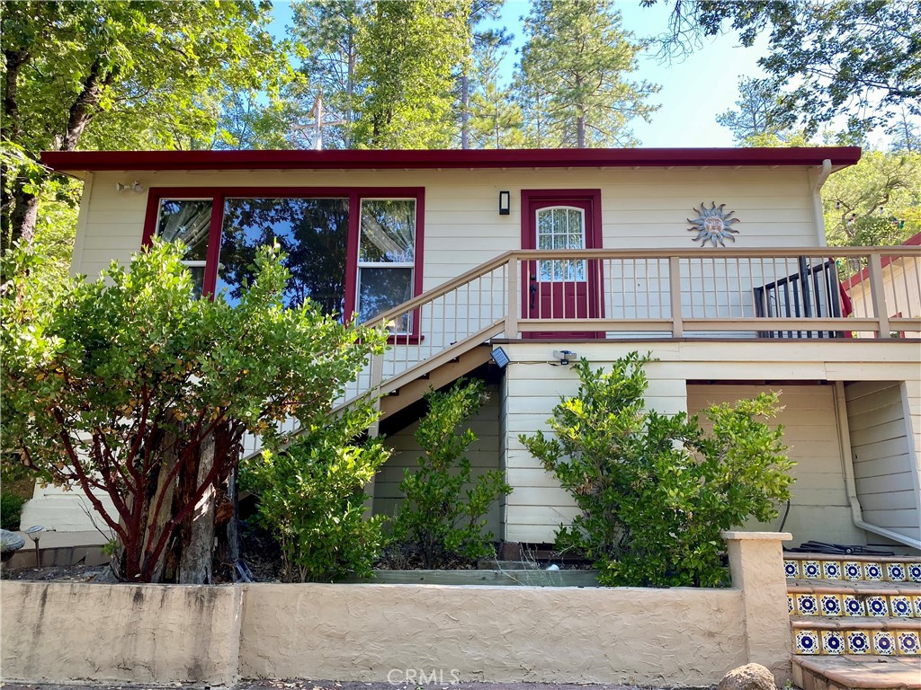 10787 Foothill Road