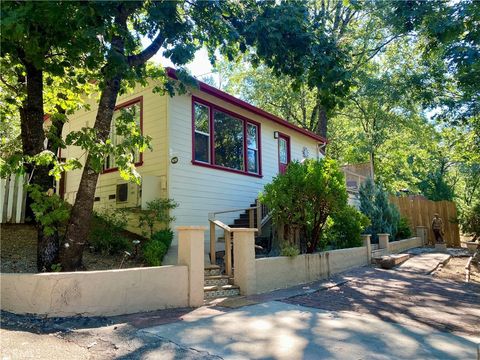 Photo of 10787 Foothill Road, Loch Lomond, CA 95461 (MLS # LC25170218) Photo of 10787 Foothill Road, Loch Lomond, CA 95461 (MLS # LC25170218)