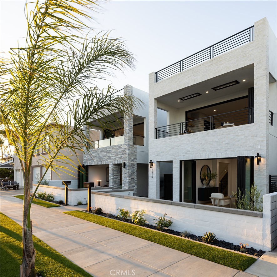 1315 Ocean Avenue