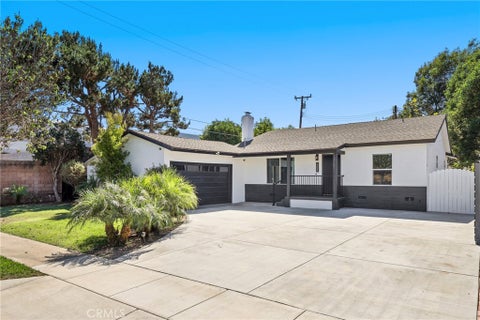 Photo of 3095 College Avenue, Costa Mesa, CA 92626 (MLS # OC26187016)