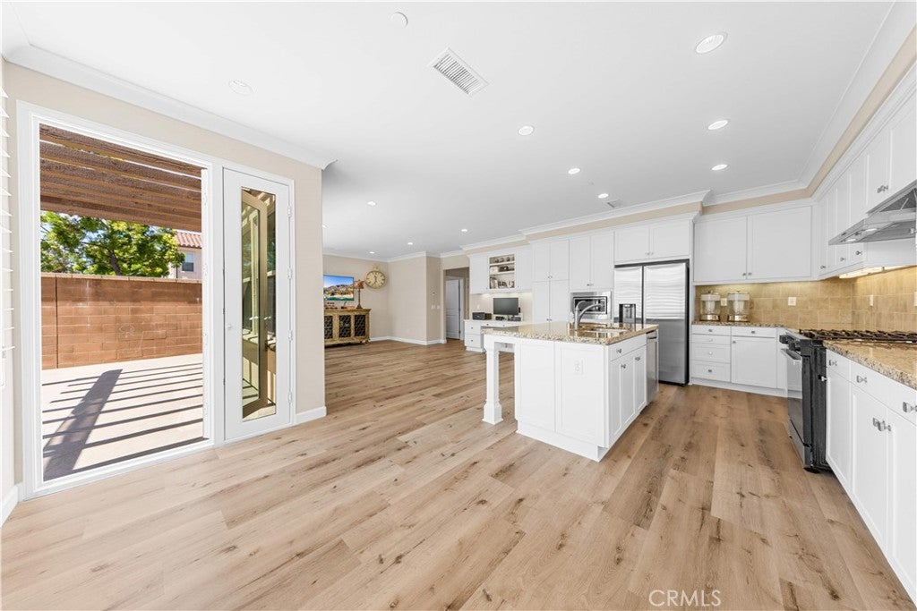 77 Rembrandt, Irvine CA 92620 - Photo 20