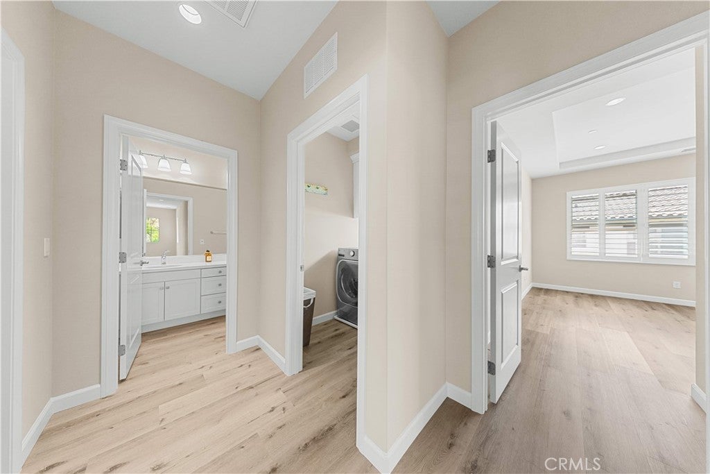 77 Rembrandt, Irvine CA 92620 - Photo 36