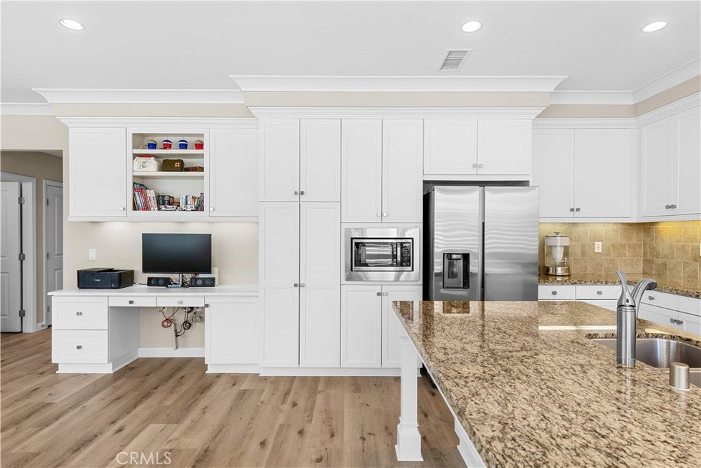 77 Rembrandt, Irvine CA 92620 - Photo 15