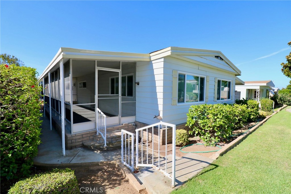 16959 Lake Knoll Lane 109
