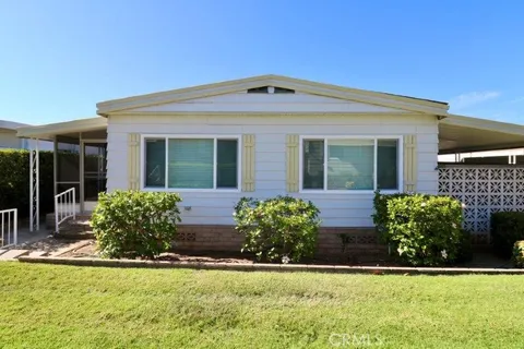 16959 Lake Knoll Lane Unit 109, Yorba Linda, CA 92886 - MLS#: OC25194034