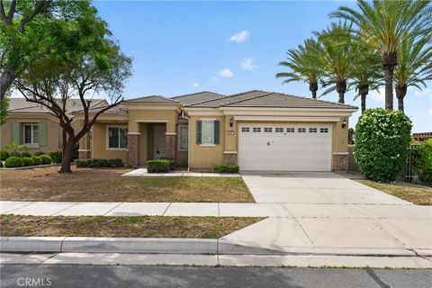Photo of 5307 Via Bajamar, Hemet, CA 92545 (MLS # PW26093867)