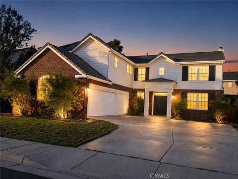 Photo of 45084 Vine Cliff ST, Temecula, CA 92592 (MLS # PW26148103)