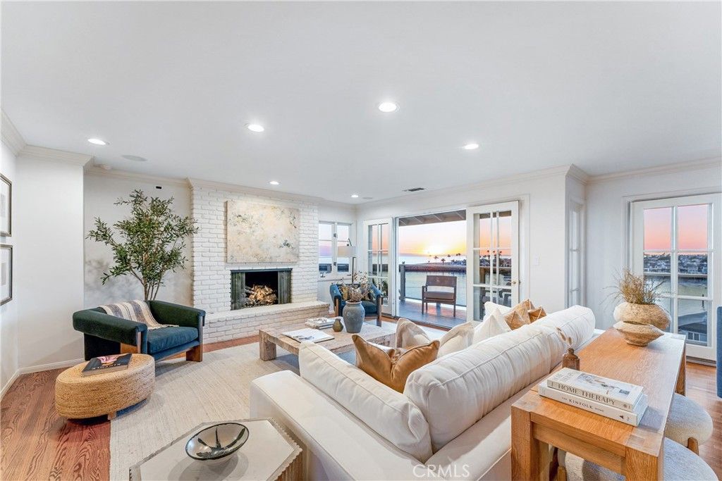 Photo of 2727 Ocean Boulevard, Corona Del Mar, CA 92625 (MLS # NP26023178)