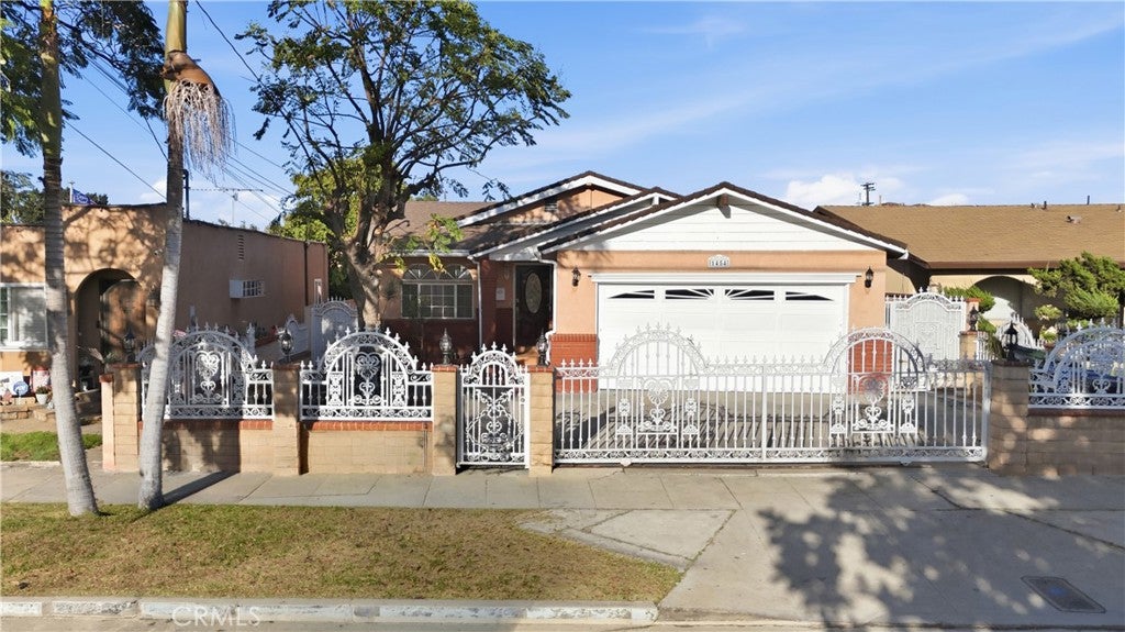1454 Gulf AVE