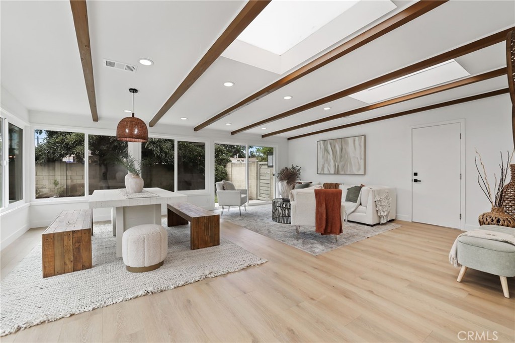 3610 W Louise Place
