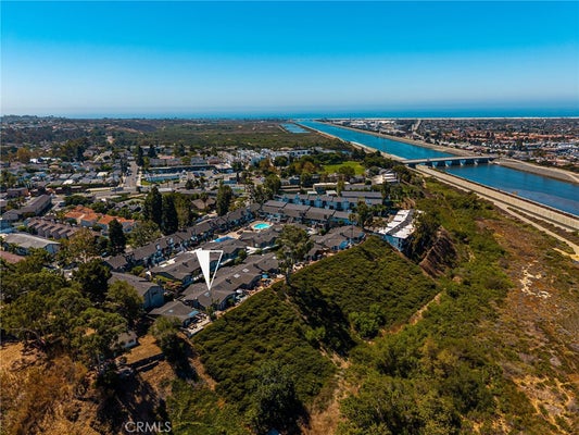 2175 PACIFIC AVE UNIT D6, COSTA MESA, CA 92627 - Image ea6a2d828185e4e9f61bc25fc927e9a7/4125952557