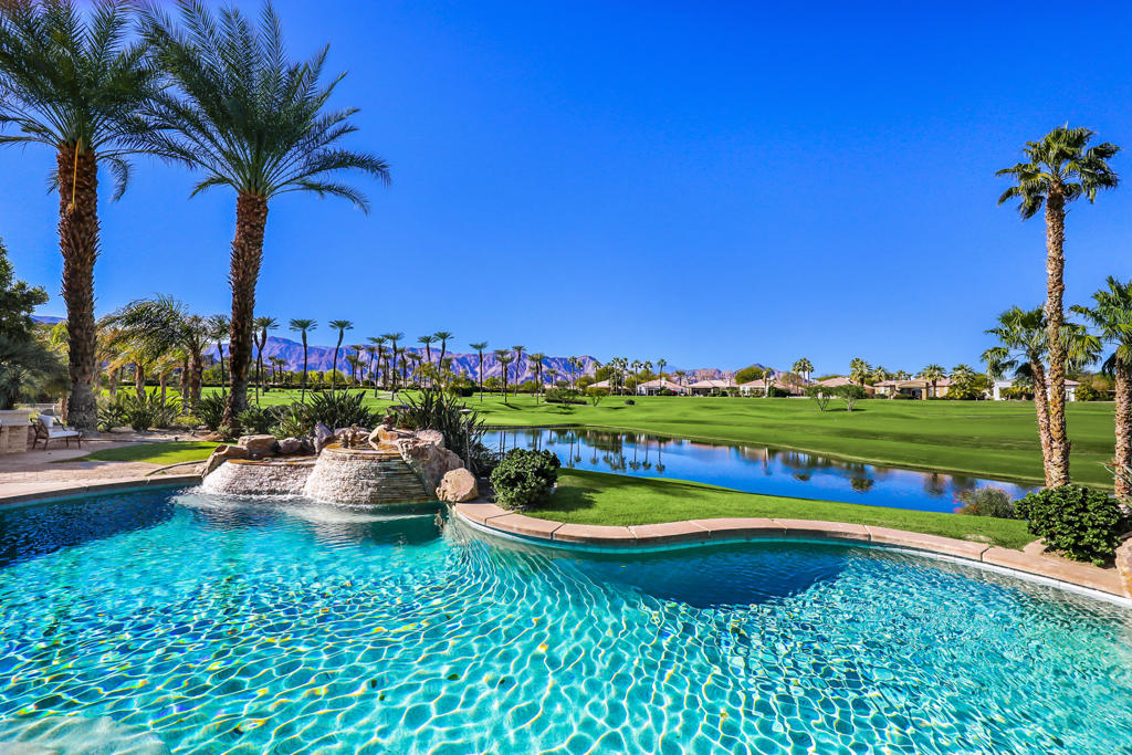 Mountain View CC - Residential Lease