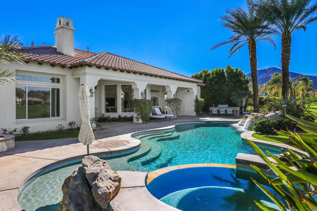 Mountain View CC - Residential Lease
