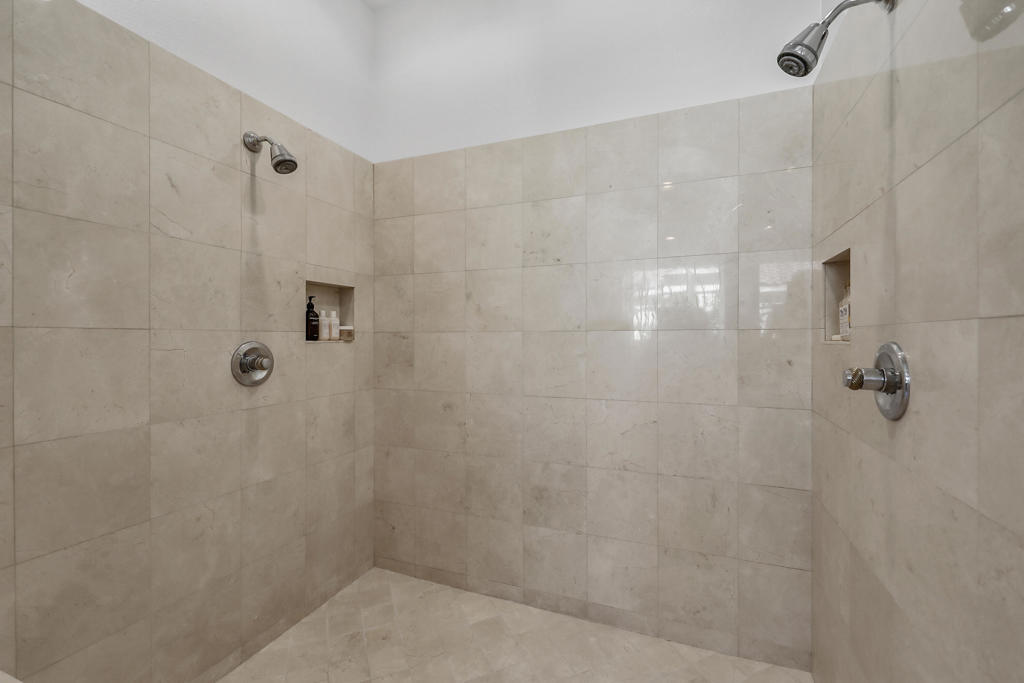 Mountain View CC - Residential Lease