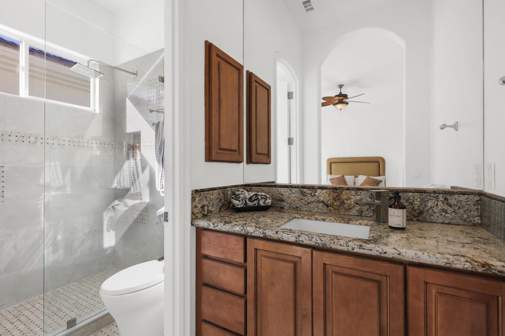 Mountain View CC - Residential Lease