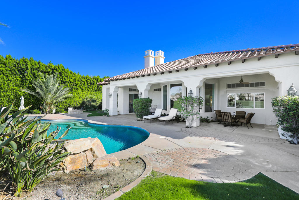Mountain View CC - Residential Lease