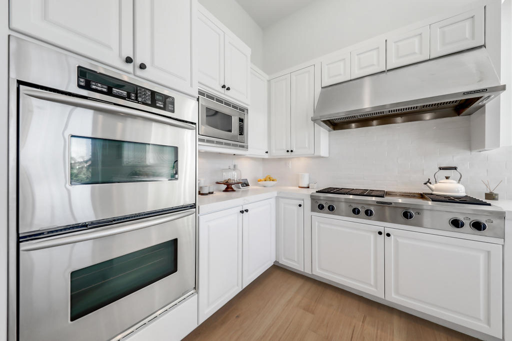 Mountain View CC - Residential Lease