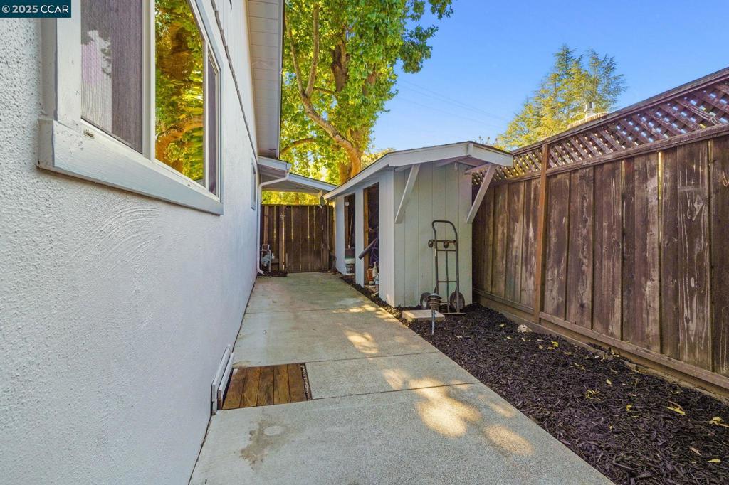 WESTSIDE DANVILL - Residential