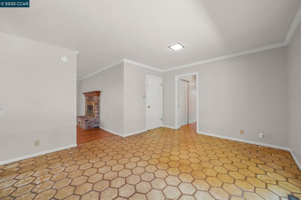WESTSIDE DANVILL - Residential