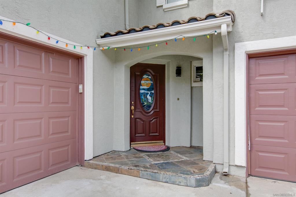 10394 Valley Waters Dr
