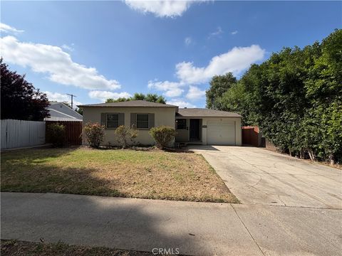 Photo of 18166 Keswick Street, Reseda, CA 91335 (MLS # OC26104374)