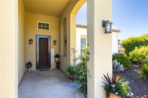 Tiny photo for 952 Vista Cerro Dr. DR, Paso Robles, CA 93446 (MLS # NS26150366)