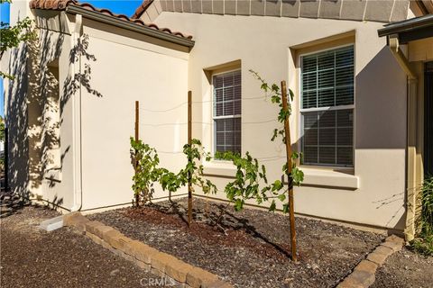 Tiny photo for 952 Vista Cerro Dr. DR, Paso Robles, CA 93446 (MLS # NS26150366)