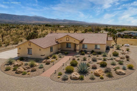 Photo of 11926 Golden View Road RD, Pinon Hills, CA 92372 (MLS # 260020427SD)