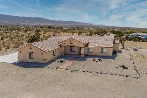 Photo of 11926 Golden View Road RD, Pinon Hills, CA 92372 (MLS # 260020427SD)