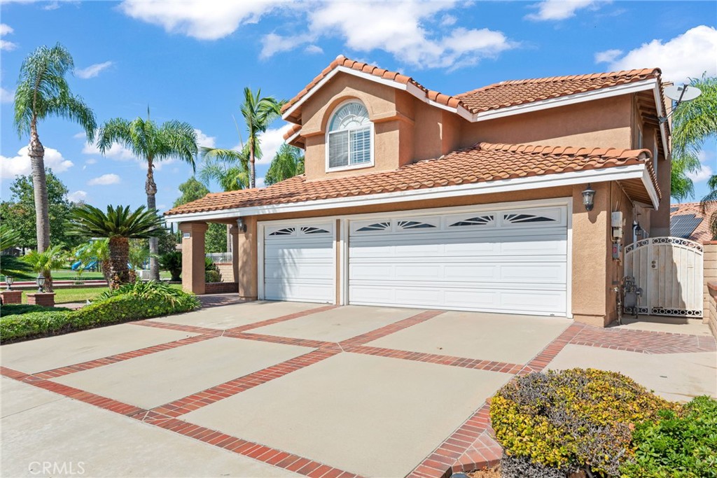 2694 Olympic View
