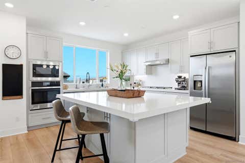 Photo of 15632 Rennyson Way WAY, San Diego, CA 92127 (MLS # 260013948SD)
