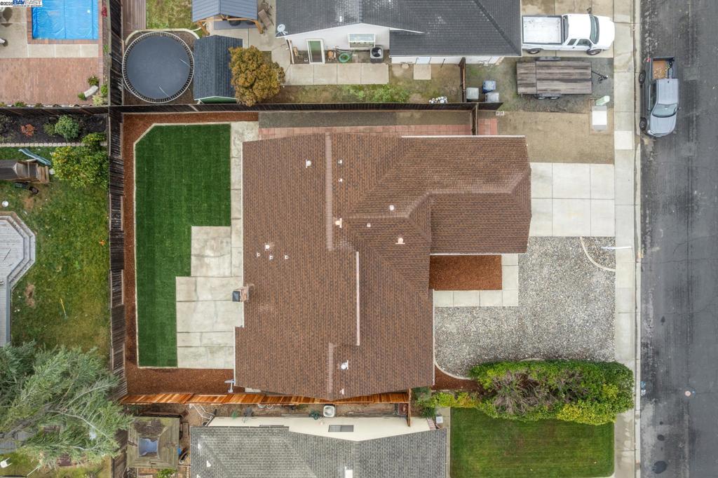 OAKLEY - Residential