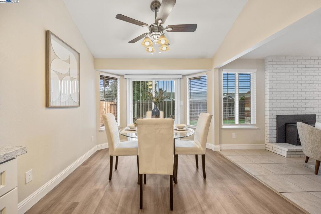 OAKLEY - Residential