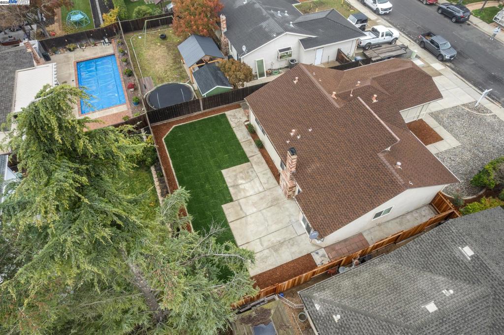 OAKLEY - Residential