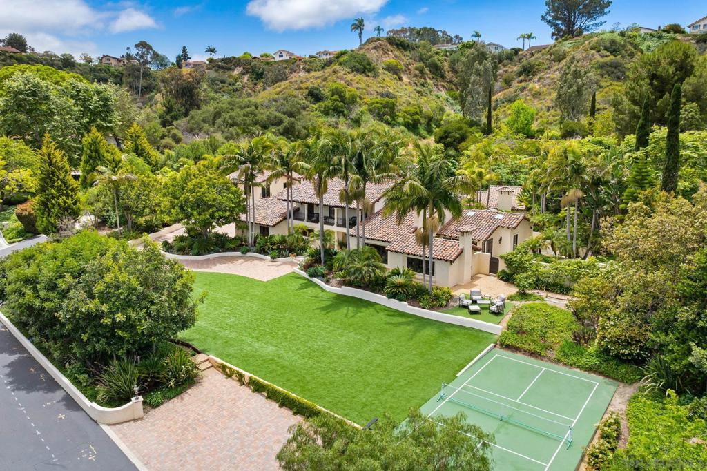 Rancho Santa Fe - Residential