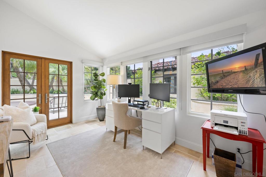 Rancho Santa Fe - Residential