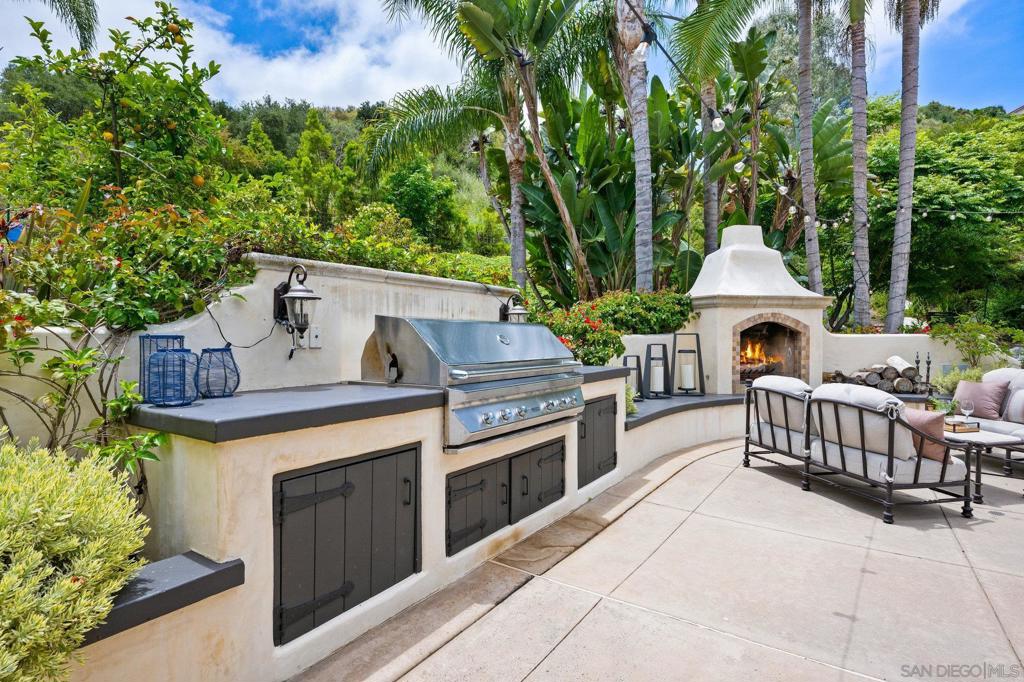 Rancho Santa Fe - Residential