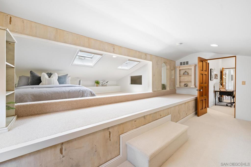 Rancho Santa Fe - Residential