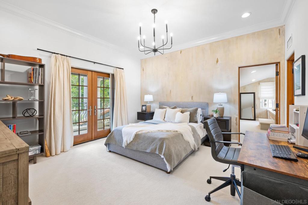 Rancho Santa Fe - Residential