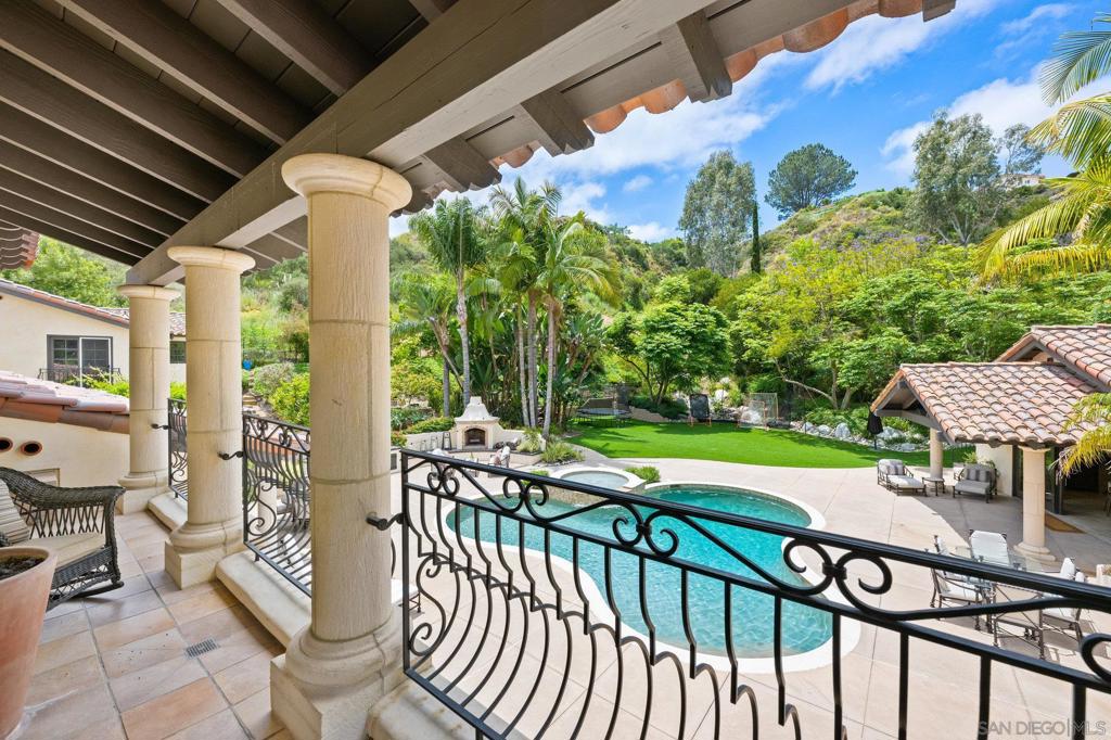 Rancho Santa Fe - Residential