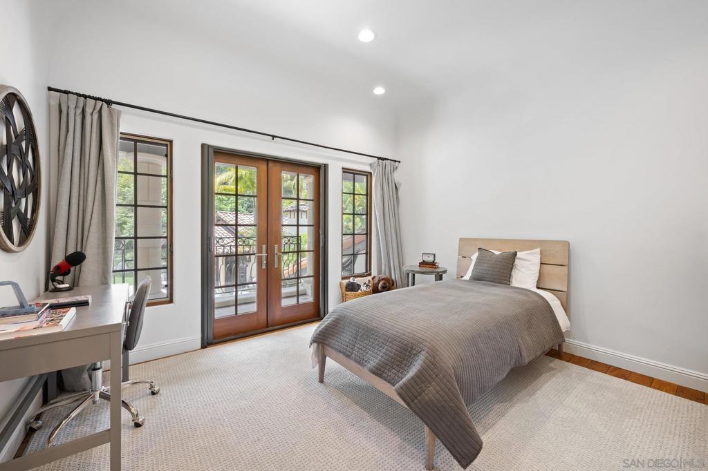 Rancho Santa Fe - Residential