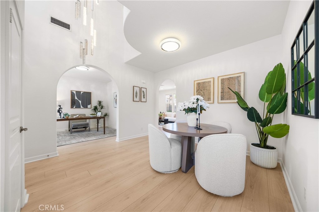 345 Tall Oak