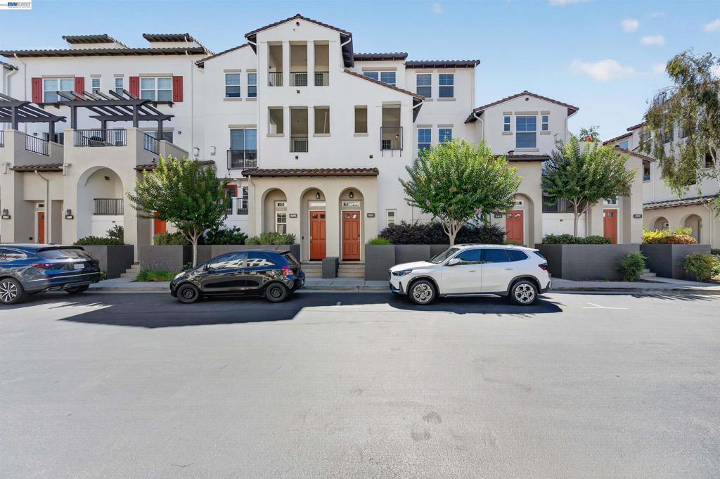 4311 Clarinbridge Cir Cir
